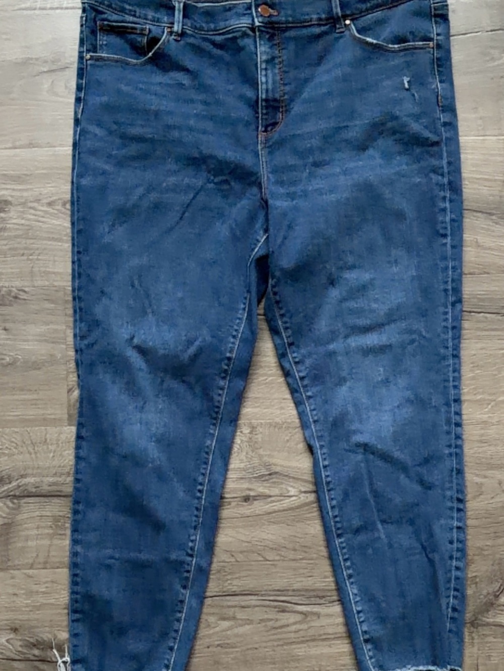 Ann Taylor Women's Dark Blue Skinny Jeans